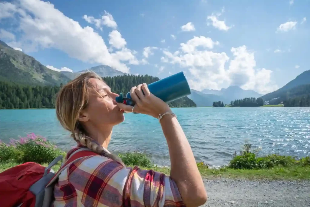 Para qué sirve el agua en tus actividades al aire libre