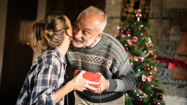 Ideas de regalos de Navidad para papá según su estilo