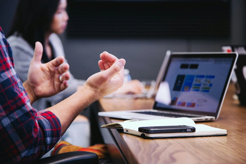 Beneficios de implementar la automatización industrial