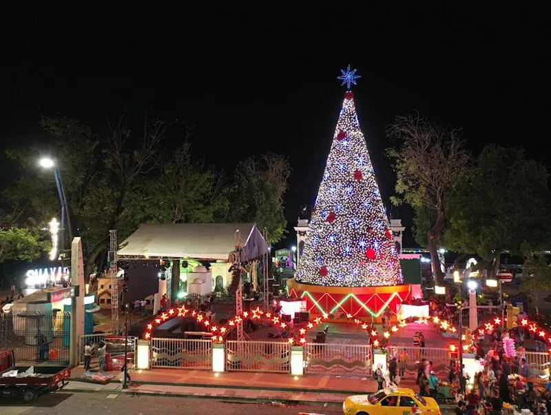 lugares para pasar navidad en lima - malecón navideño