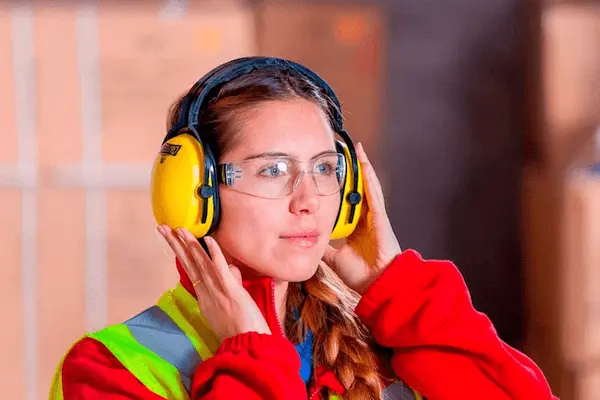 Tipos de protectores auditivos más utilizados en la industria