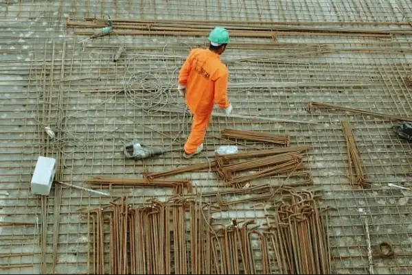 ¿Qué se entiende por etapas de la construcción