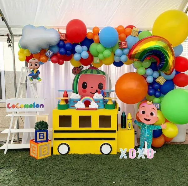 Consejos clave para elegir personajes de moda para fiestas infantiles