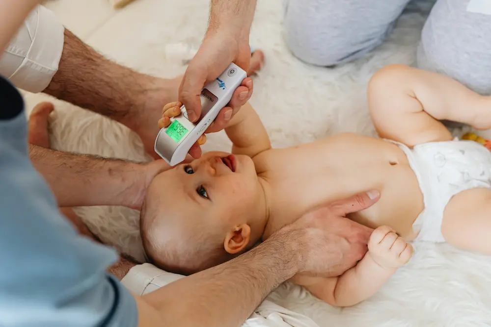 Cómo medir correctamente la temperatura de bebés
