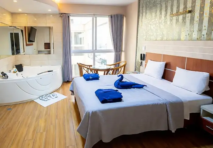 habitacion con jacuzzi de Quadrum