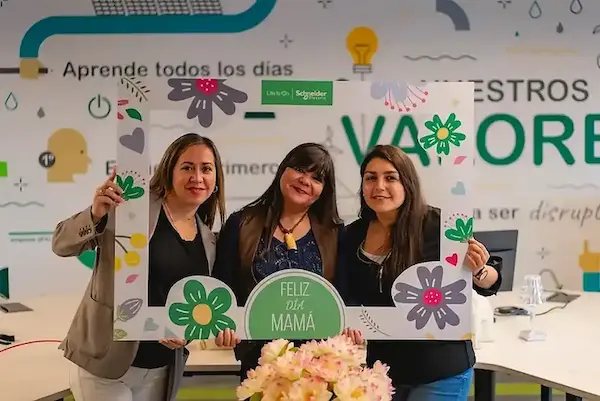 ¿Por qué es importante celebrar el Día de la Madre en empresas