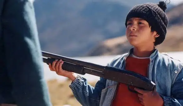 16. Paloma de papel (2003) la infancia en tiempos de terrorismo