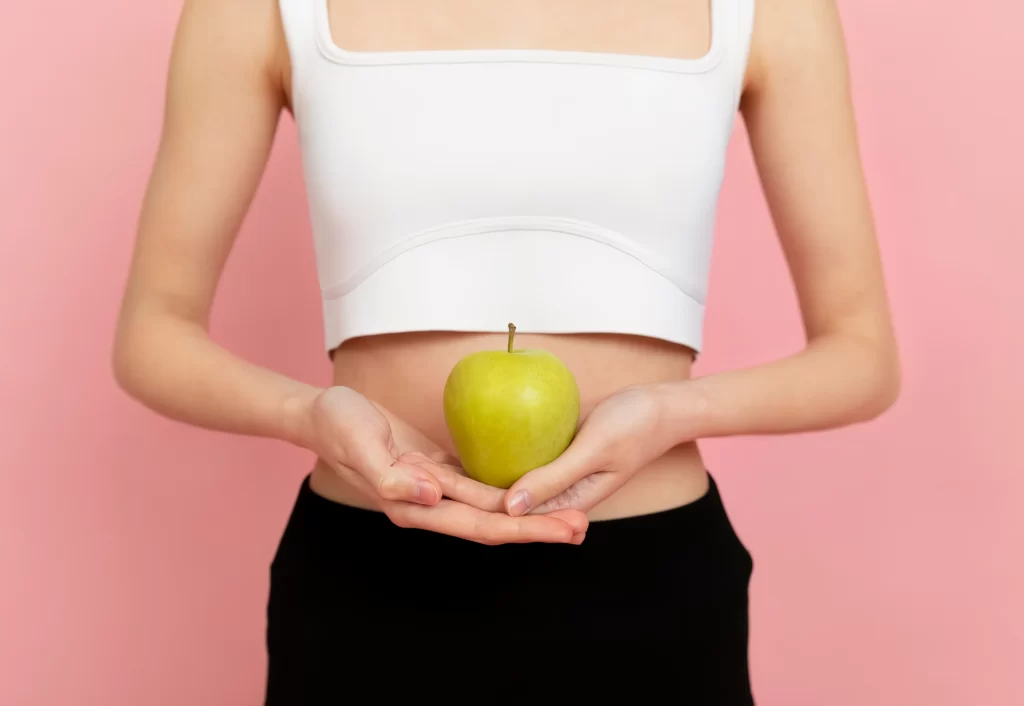 Cómo mejorar la digestión manzana en el estomago