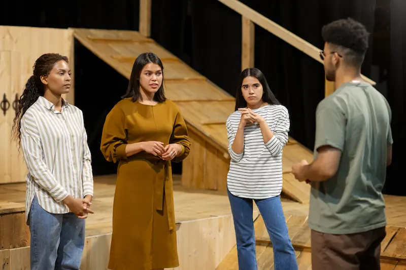 transmitir-emociones-en-el-teatro