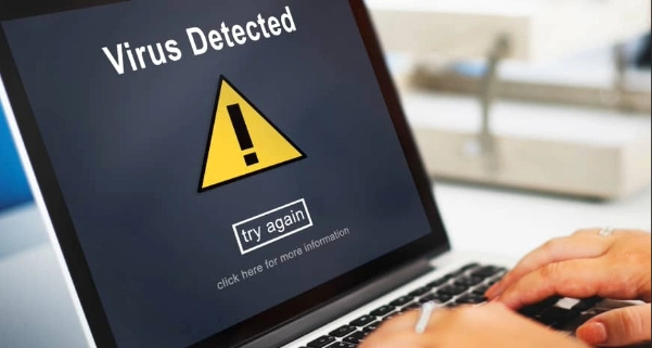 ¿Cómo se propaga un virus informático?
