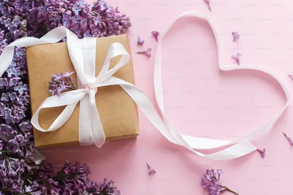 Regalos con amor Por qué cada vez buscamos regalos con significado emocional